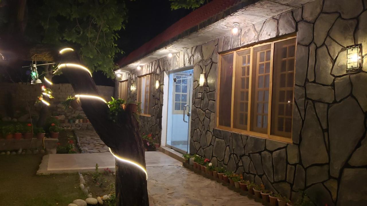 Sehrish Guest House Skardu Eksteriør billede