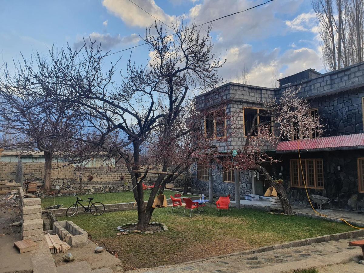 Sehrish Guest House Skardu Eksteriør billede